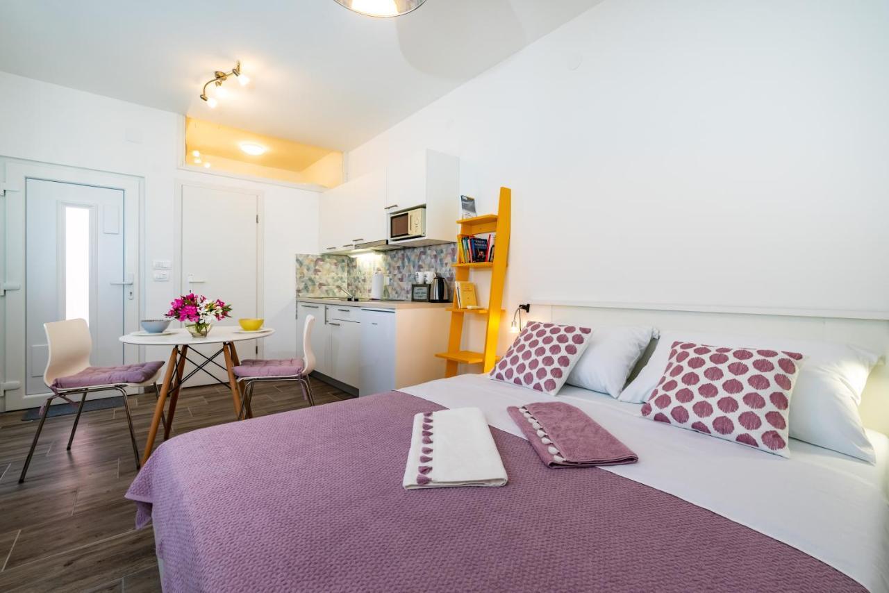 Studio Apartment Gina Zadar Exterior photo
