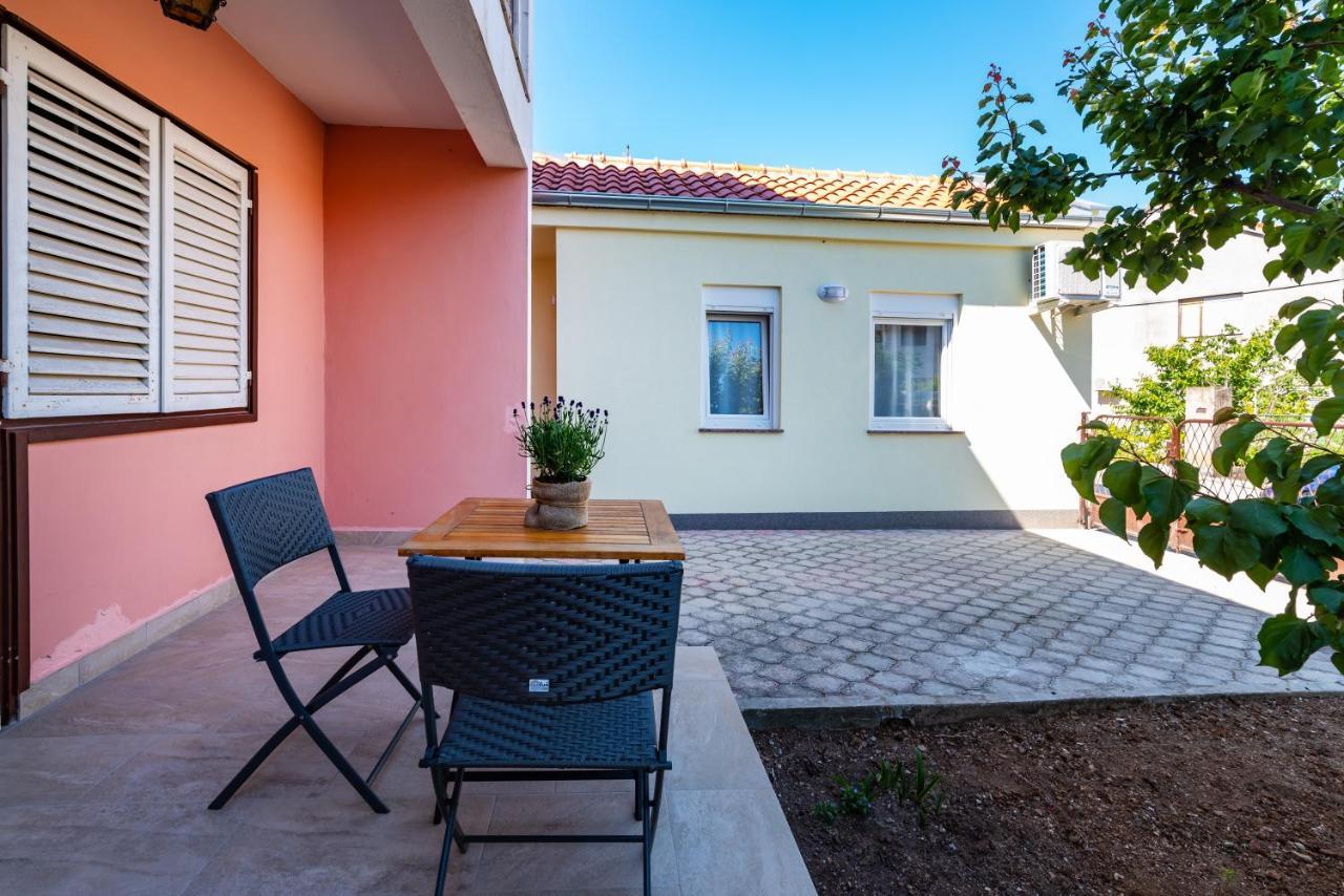 Studio Apartment Gina Zadar Exterior photo